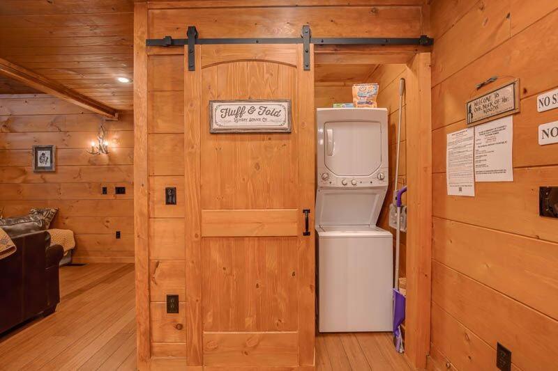The Buckhorn By Stony Brook Cabins Гетлинбург Екстериор снимка